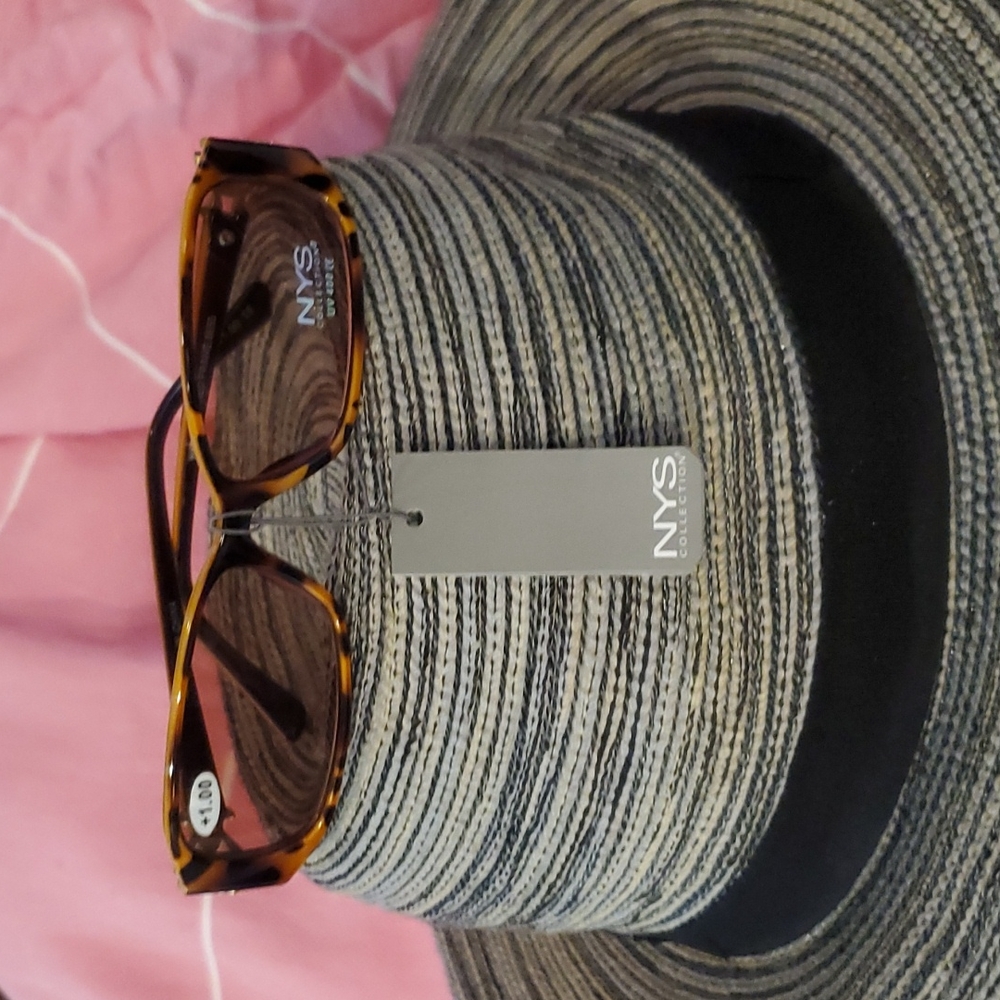 Reading sunglasses - Picture 1 of 5